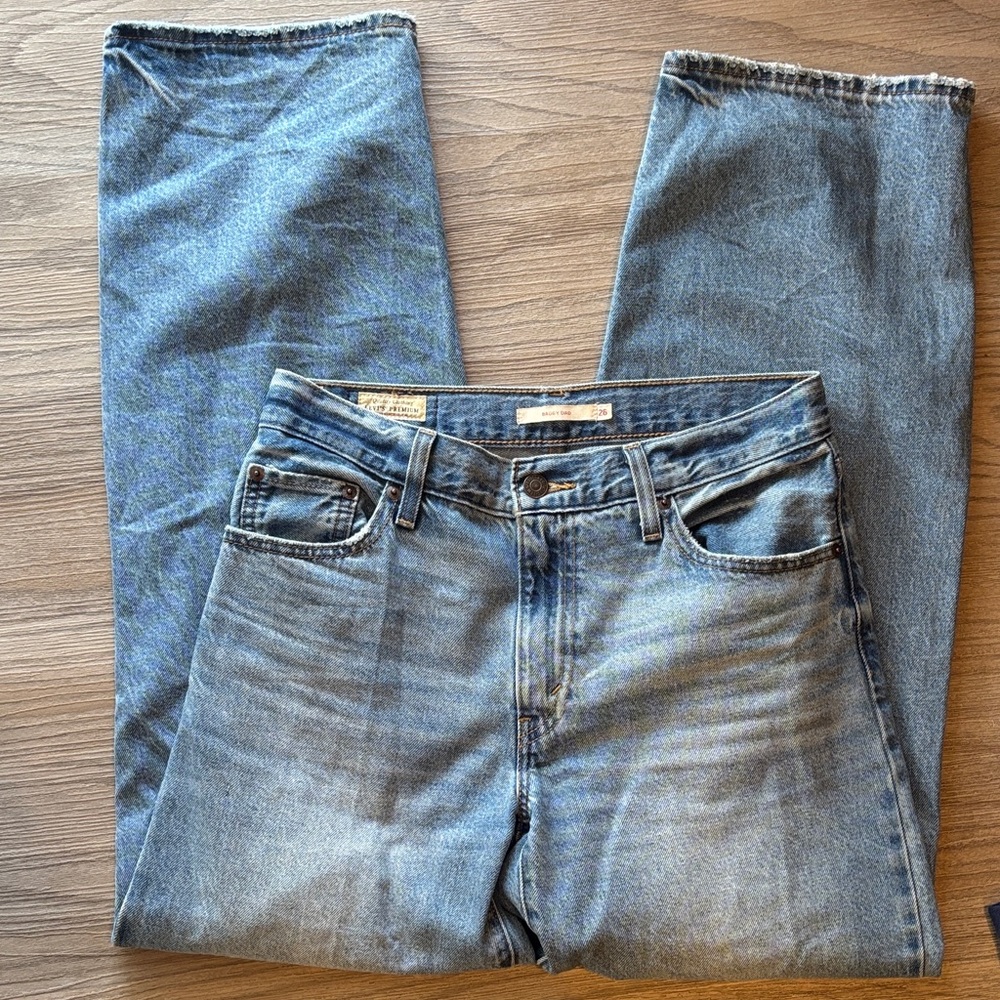 Levi Baggy Dad jeans size 26 like new
